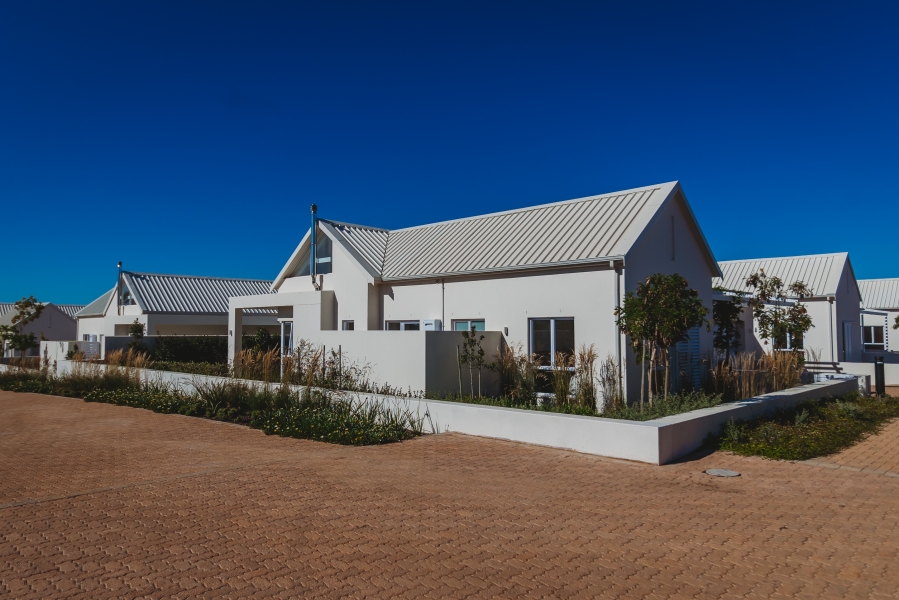 3 Bedroom Property for Sale in Kraaibosch Western Cape
